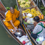 Which Bangkok Floating Market to Visit?