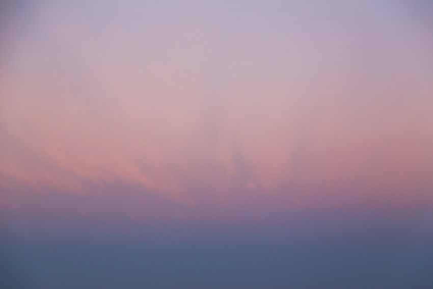 Galapagos_sunset-pink burst